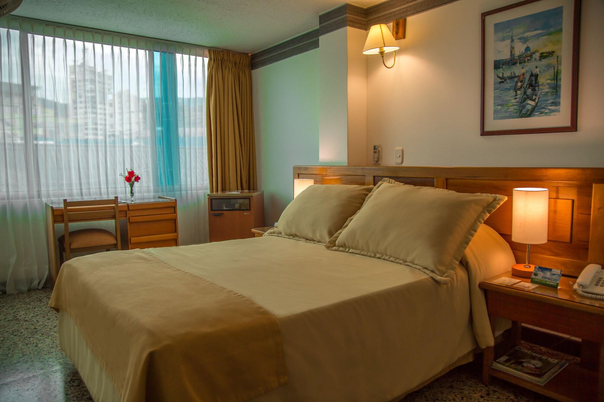 Hotel Villavicencio Plaza Luaran gambar