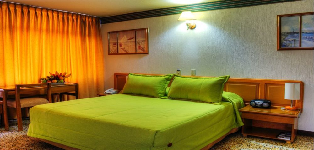 Hotel Villavicencio Plaza Luaran gambar