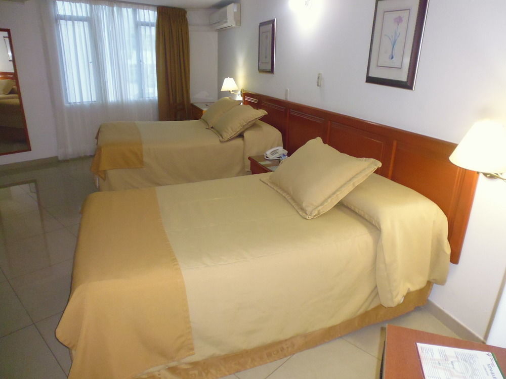 Hotel Villavicencio Plaza Luaran gambar