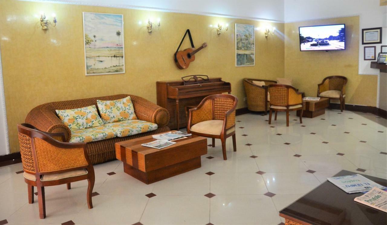 Hotel Villavicencio Plaza Luaran gambar