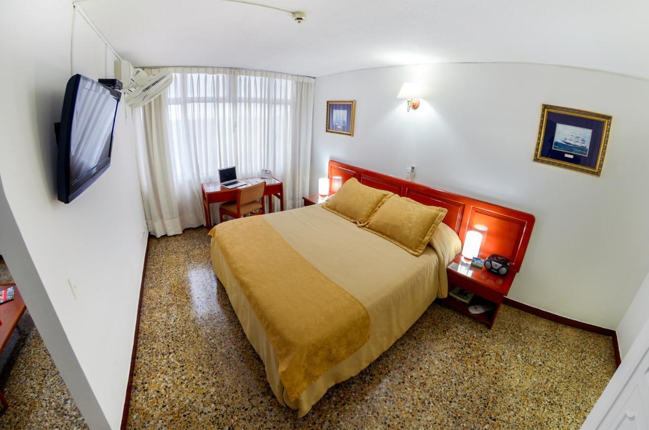 Hotel Villavicencio Plaza Luaran gambar