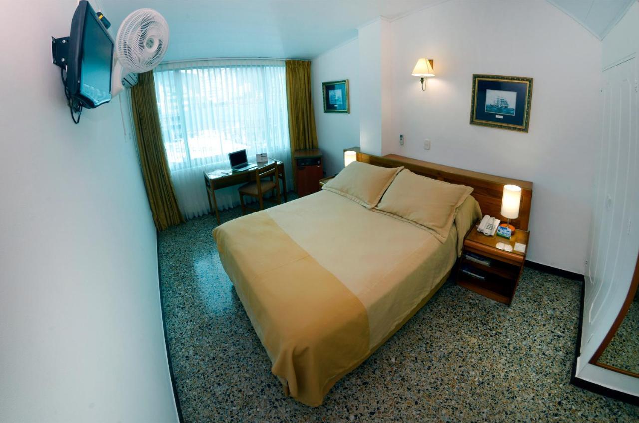 Hotel Villavicencio Plaza Luaran gambar